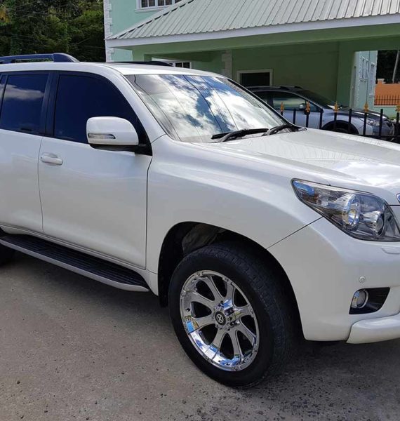 st-lucia-tours-airport-transfer-suv